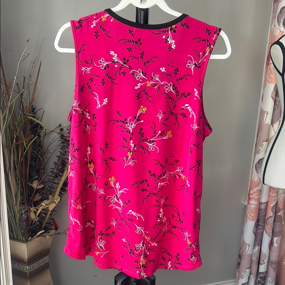 Soprano Pink Cut‎ Out Tank Top with Black Lacing - Picture 3 of 4